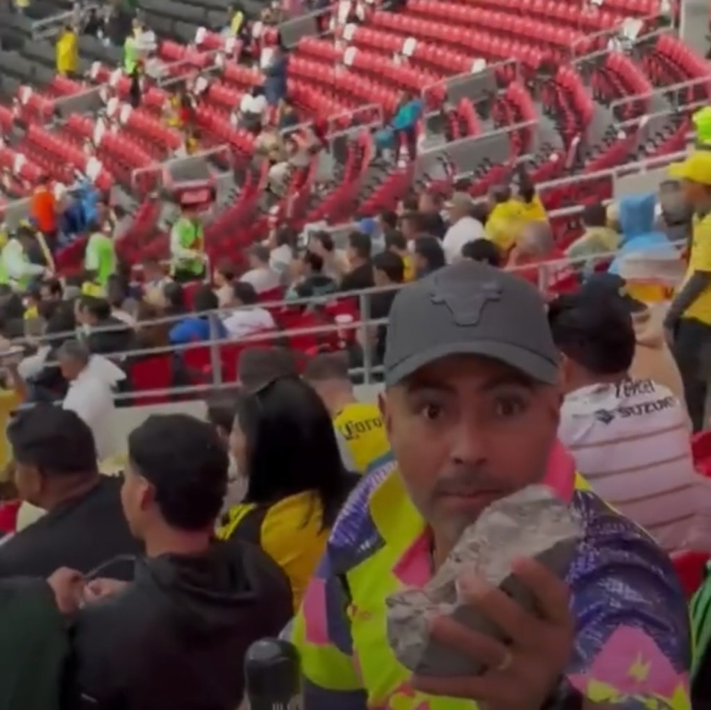 🎦Video: ¿Se cae a pedazos? Exhiben concreto suelto en el Estadio Azteca&nbsp;remodelado